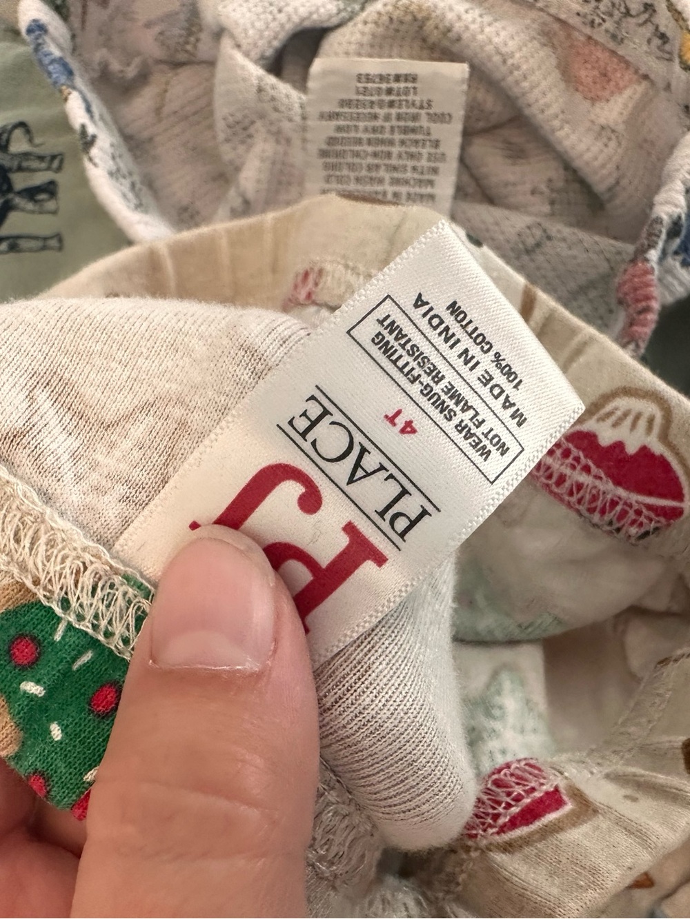 4T pajama bundle - Picture 6 of 6